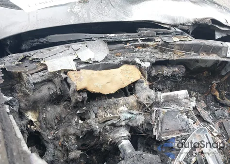 2016 Mercedes-Benz S 550 z USA, uszkodzony, nr VIN WDDUG8CB5GA281215